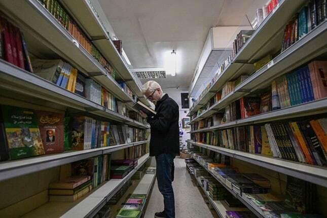 سقوط بشار اسد و بازگشت کتاب‌های ممنوعه + تصاویر