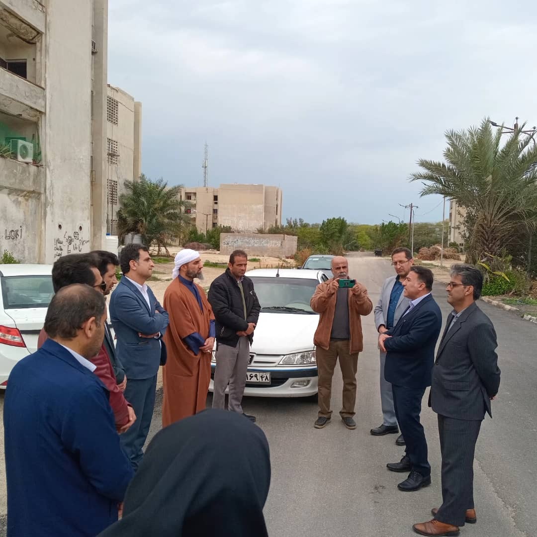 افتتاح تلویزیون شهری و آسفالت شهرک ۲۲ بهمن خارگ در چهارمین روز ماه مبارک رمضان + عکس