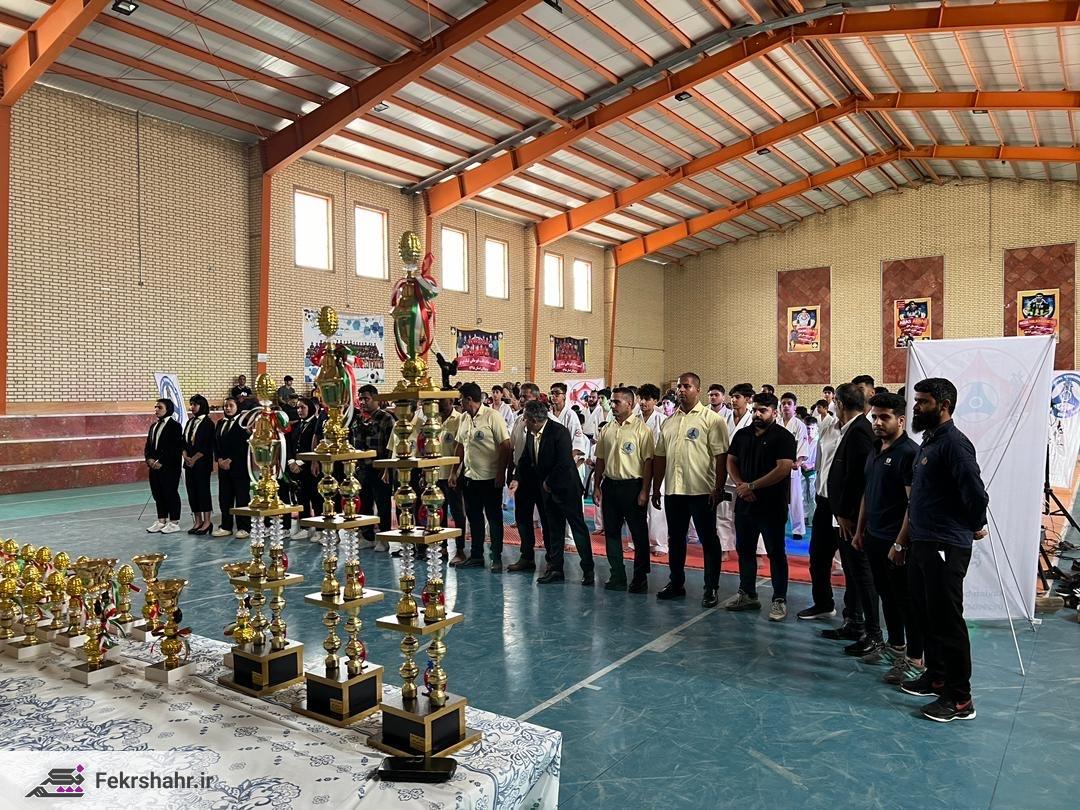 حضور ۲۰۰ ورزشکار در مسابقات قهرمانی کاراته استان در دشتستان