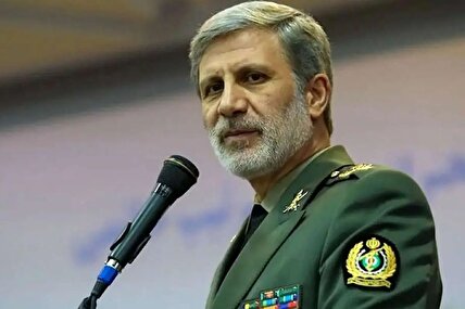 ببینید/ فرمانده کل ارتش شخصا برای تست یک بالگرد بازآماده شده، با آن پرواز کرد