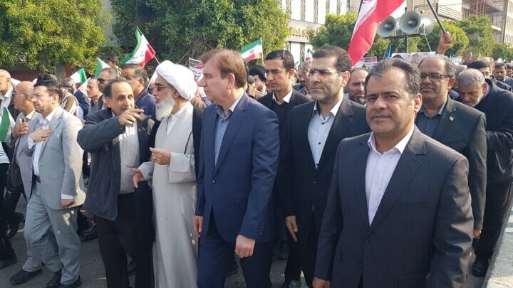 تشییع پیکر نخستین شهید ناآرامی های اخیر استان بوشهر + جزییات و تصاویر