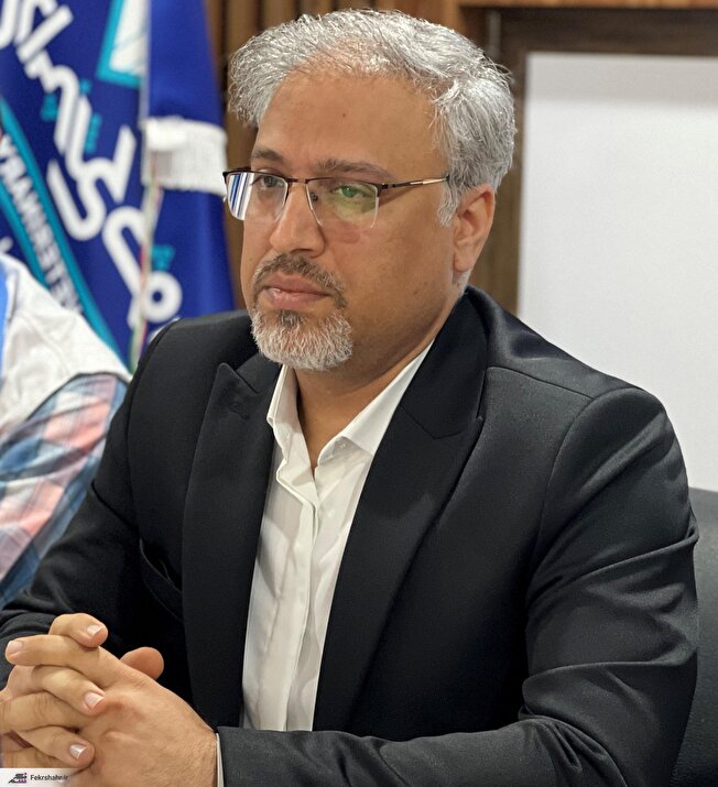 کشتارگاه صنعتی قرار نیست معیشت قصابان را به خطر بیندازد/ در مصوبه استانداری، مالک کشتارگاه صنعتی موظف شد در پی تعطیلی کشتارگاه سنتی، افزایش قیمتی برای مصرف‌کننده اتفاق نیفتد/ در برخی کشتارگاه های سنتی، گاو ماده با چند شکم زایش را به جای گاو نر و جوان کشتار می‌کنند/ ارسال ٣٩ مورد کشتار با بیماری به مراجع قضایی استان بوشهر