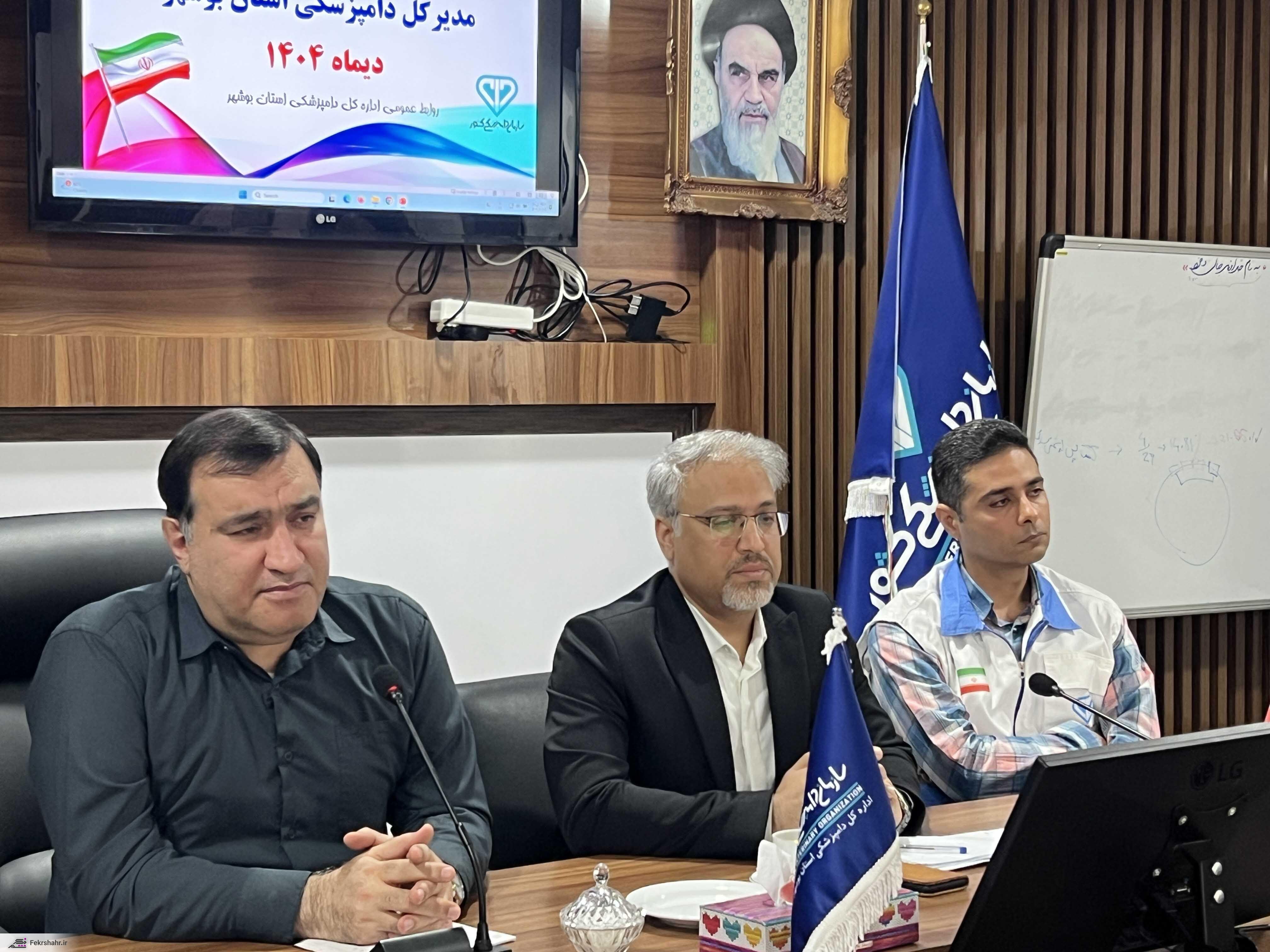 کشتارگاه صنعتی قرار نیست معیشت قصابان را به خطر بیندازد/ در مصوبه استانداری، مالک کشتارگاه صنعتی موظف شد در پی تعطیلی کشتارگاه سنتی، افزایش قیمتی برای مصرف‌کننده اتفاق نیفتد/ در برخی کشتارگاه های سنتی، گاو ماده با چند شکم زایش را به جای گاو نر و جوان کشتار می‌کنند/ ارسال ٣٩ مورد کشتار با بیماری به مراجع قضایی استان بوشهر