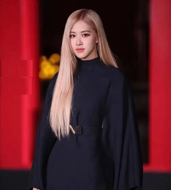 زیباترین زن سال ۲۰۲۵ انتخاب شد + تصاویر