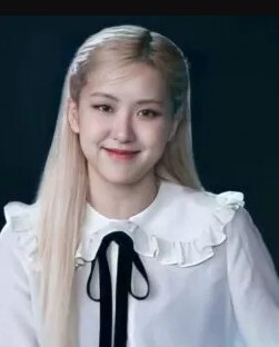 زیباترین زن سال ۲۰۲۵ انتخاب شد + تصاویر