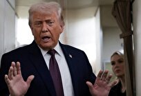 ترامپ: ایران با ما مذاکره می‌کند/ ناوگان بزرگی به سمت ایران در حرکت داریم