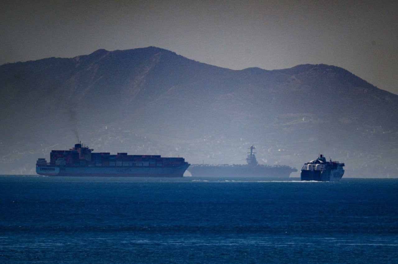 ورود ناو هواپیمابر جرالد فورد به تنگه جبلالطارق + عکس ورود ناو هواپیمابر جرالد فورد به تنگه جبلالطارق + عکس