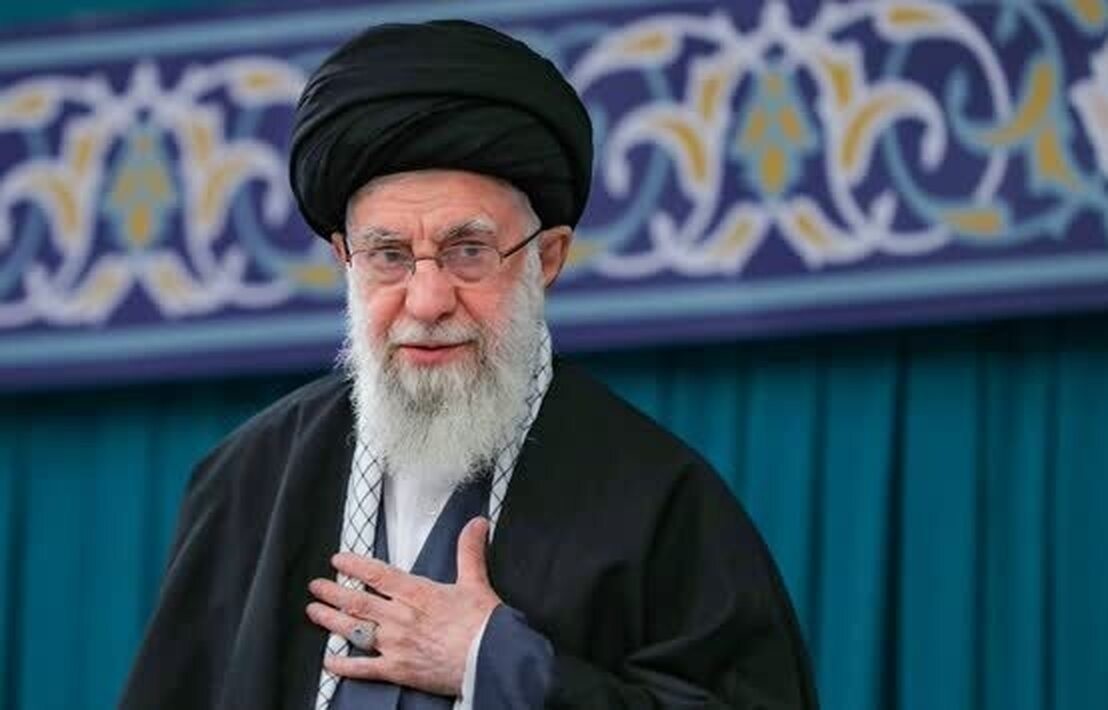 آیت الله خامنه ای، رهبر انقلاب اسلامی، به شهادت رسید/ اعلام ۷ روز تعطیلی و ۴۰ روز عزای عمومی آیت الله خامنه ای، رهبر انقلاب اسلامی، به شهادت رسید/ اعلام ۷ روز تعطیلی و ۴۰ روز عزای عمومی