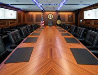 عکس/ ترامپ در اتاق وضعیت، هنگام رصد حمله به ایران