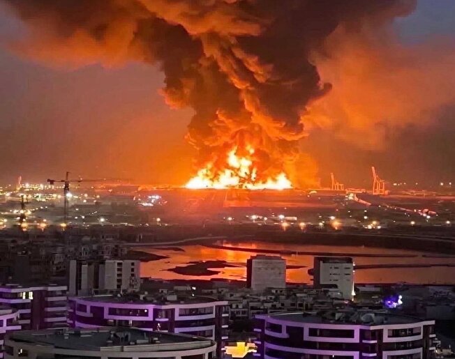 روز ششم حمله اسراییل و امریکا به ایران/ عراقچی: ما درخواست آتش‌بس نکرده‌ایم و هرگونه مذاکره با ایالات متحده را رد می‌کنیم/ تخریب سالن دوازده هزار نفری آزادی با موشک/ پورمحمدی: باید اصلاحات اساسی  با کمک رهبر جدید در ساختار کشور به وجود آوریم / رای منفی سنای امریکا به توقف جنگ علیه ایران