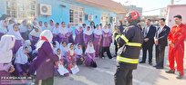 آموزش ایمنی چهارشنبه‌سوری در دبستان شهید رزمجو خارگ