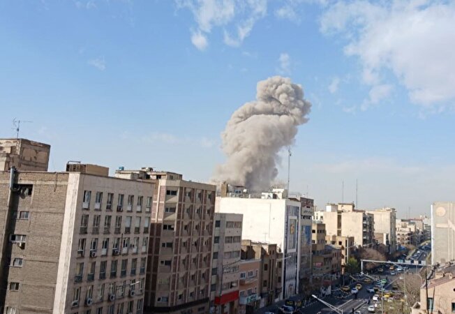 فوری/ حمله اسرائیل به ایران/ مشارکت آمریکا در حملات/ هلال احمر: حمله به ۲۴ استان؛ ۲۰۱ شهید و ۷۴۷ مصدوم تاکنون/ شنیده شدن صدای انفجار در تهران، گرمدره، ارومیه، بوشهر و قم/تسنیم: تنگه هرمز بسته می‌شود/ شنیده شدن صدای انفجار در کشورهای عربی حوزه خلیج فارس