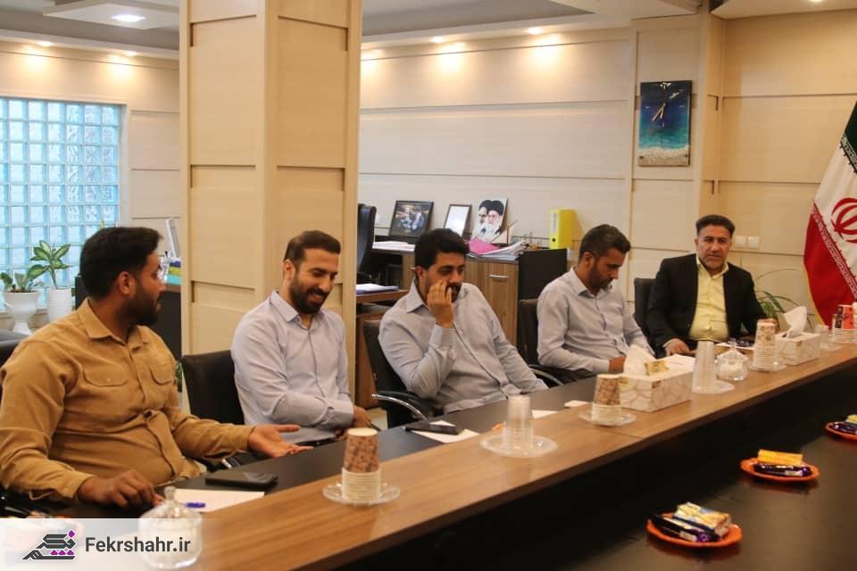 نشستی برای بهبود ورزش خارگ/ رییس شورا: حمایت از ورزش خارگ از اولویت‌های شورای اسلامی شهر است + تصاویر