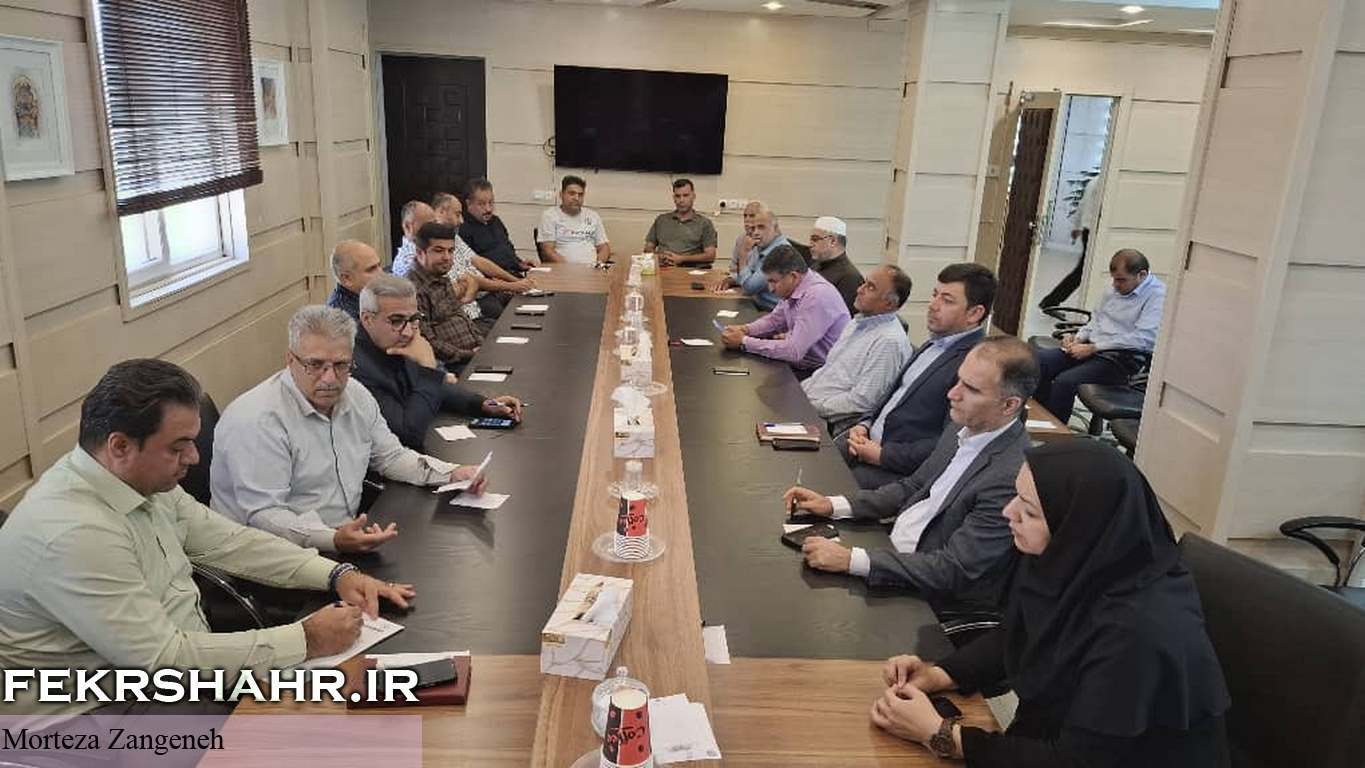 توسعه فعالیت‌های فرهنگی و تکمیل پروژه‌های نیمه‌تمام شهری در خارگ + تصاویر
