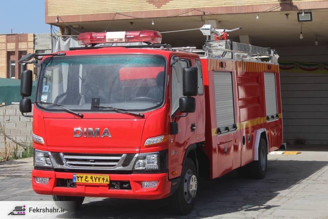 شهردار آب پخش خبر داد: تجهیز ناوگان موتوری شهرداری با اضافه شدن یک دستگاه خودروی آتش نشانی + عکس