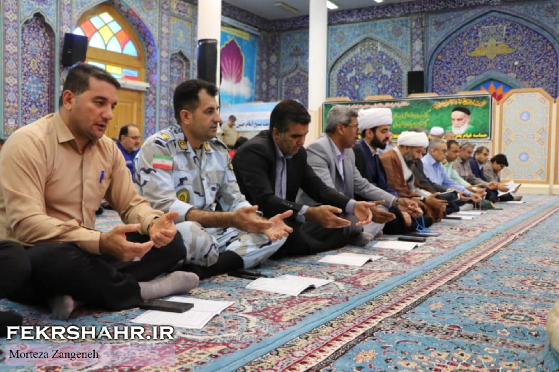 فکرشهر:آیین پرفیض «دعای عرفه» با حضور عاشقان و شیفتگان اهل بیت عصمت و طهارت در جزیره خارگ برگزار شد