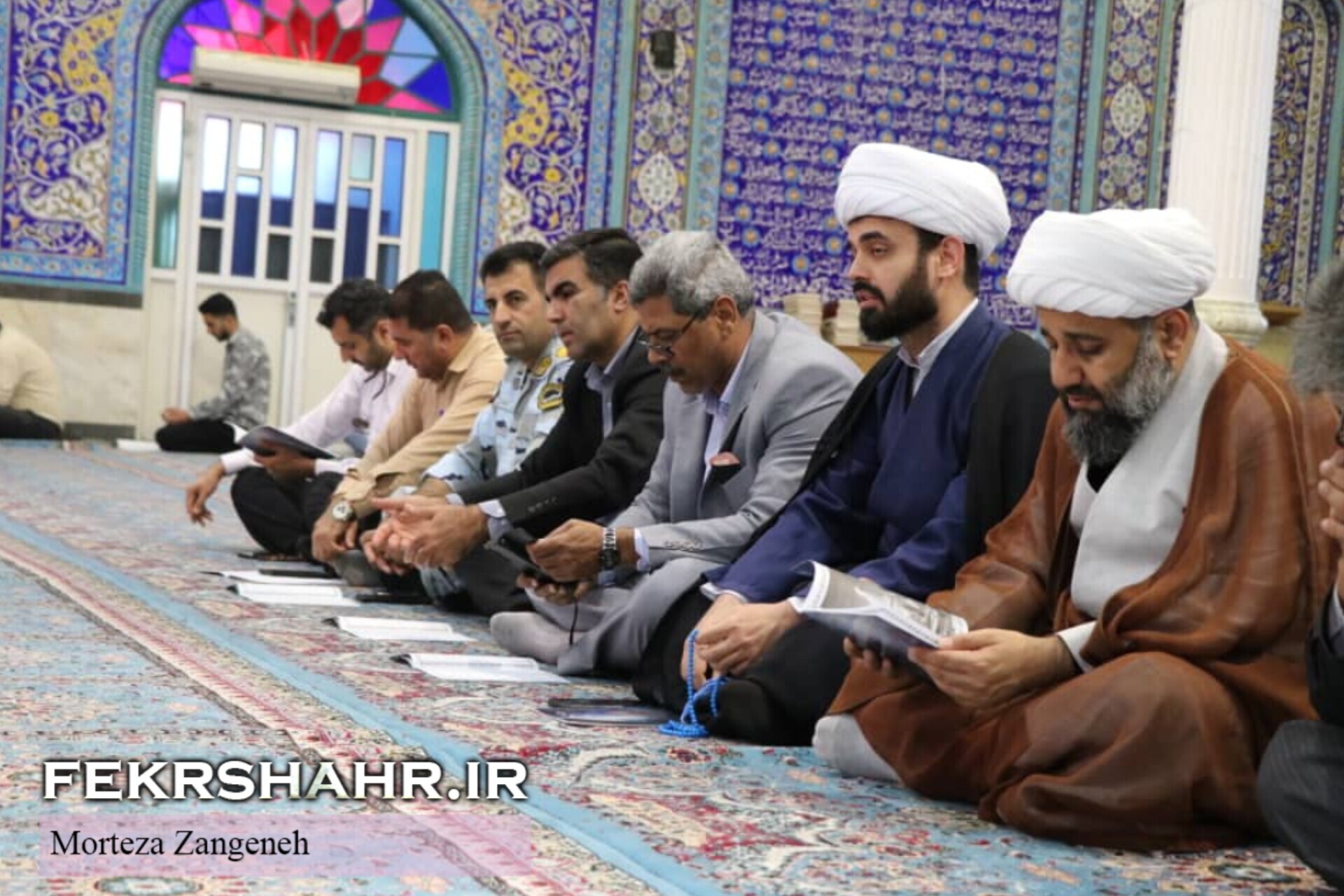 فکرشهر:آیین پرفیض «دعای عرفه» با حضور عاشقان و شیفتگان اهل بیت عصمت و طهارت در جزیره خارگ برگزار شد