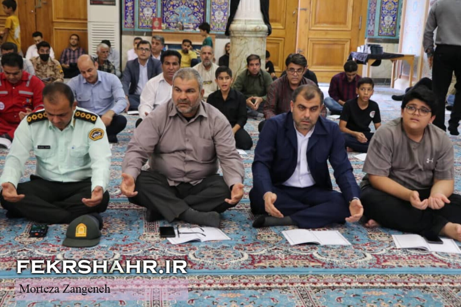 فکرشهر:آیین پرفیض «دعای عرفه» با حضور عاشقان و شیفتگان اهل بیت عصمت و طهارت در جزیره خارگ برگزار شد