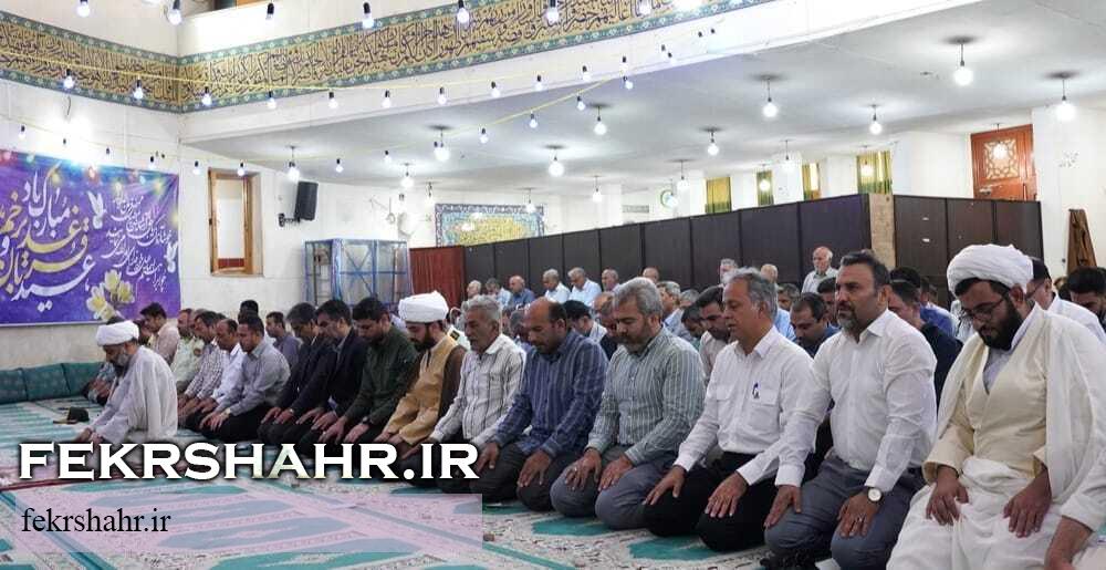 فکرشهر:اقامه نماز عید سعید قربان در جزیره خارگ