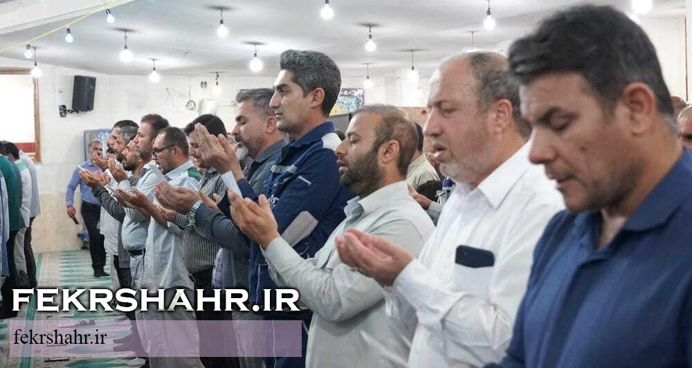 فکرشهر:اقامه نماز عید سعید قربان در جزیره خارگ