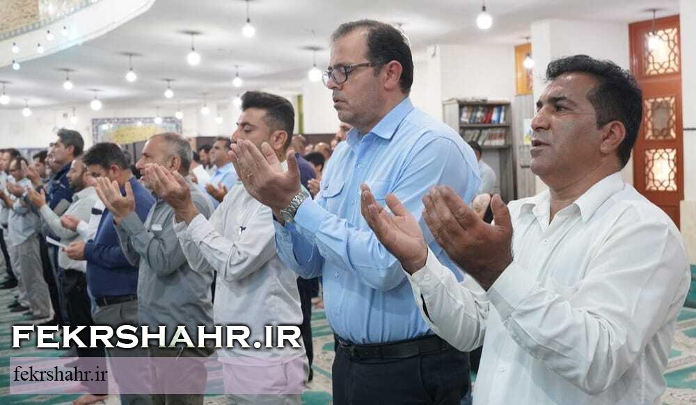 فکرشهر:اقامه نماز عید سعید قربان در جزیره خارگ