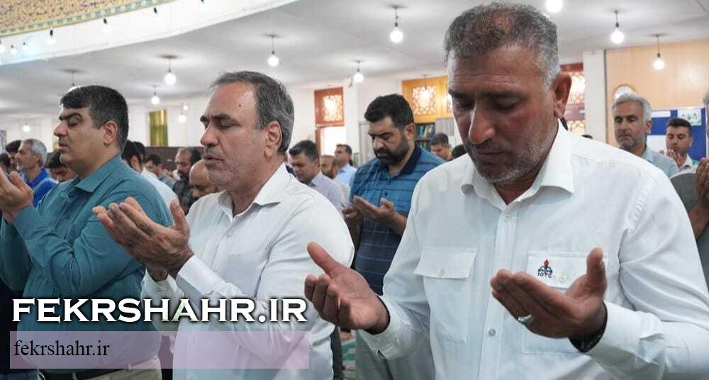 فکرشهر:اقامه نماز عید سعید قربان در جزیره خارگ