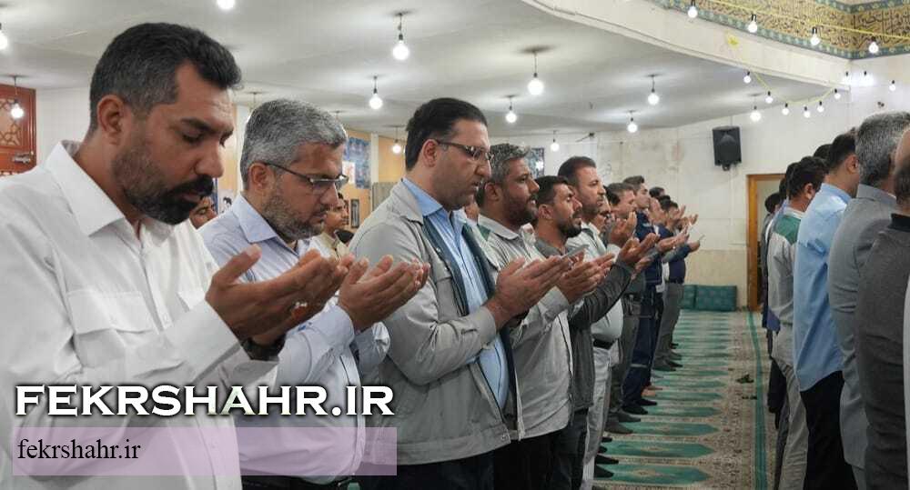 فکرشهر:اقامه نماز عید سعید قربان در جزیره خارگ