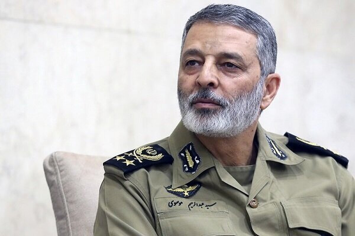 سه انتصاب جدید رهبر انقلاب/ رییس جدید ستاد کل نیرو‌های مسلح، فرمانده کل سپاه و فرمانده قرارگاه مرکزی خاتم الانبیاء با حکم رهبری منصوب شدند + عکس
