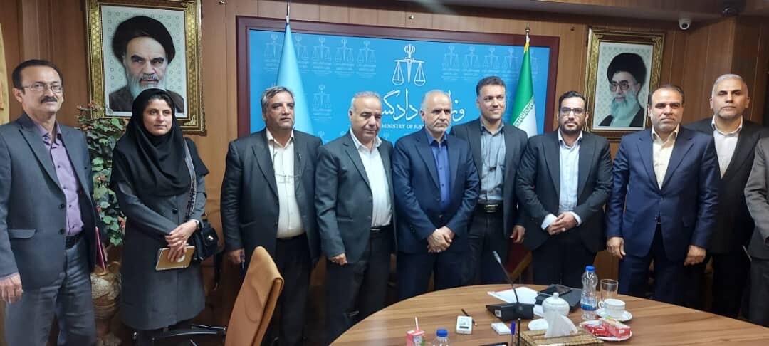 بررسی مشکلات کشاورزان در نشست با وزیر دادگستری + جزییات