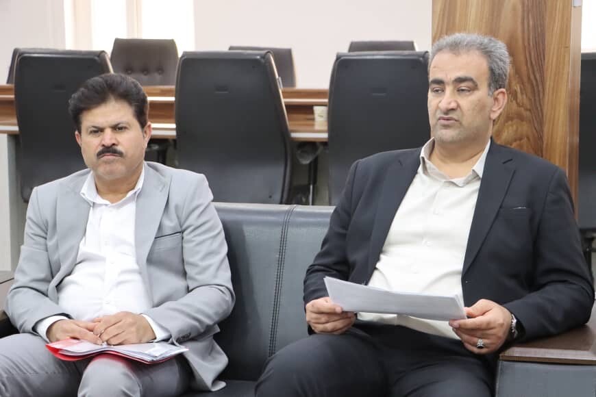 فرماندار: تقویت همکاری‌ها در مسیر توسعه مسکن و عمران روستایی دشتستان 