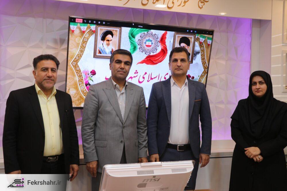 آغاز به کار شهردار جدید خارگ با تنفیذ حکم از طرف شورای شهر + تصاویر