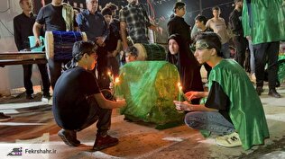 عکس و فیلم/ گوشه ای از آیین عزاداری ایام محرم هیات مردمی عاشقان اهل بیت (ع) در برازجان