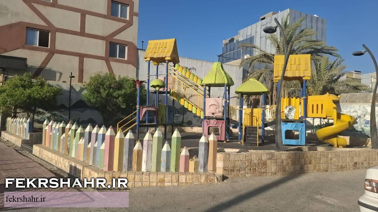 تصمیمات میدانی شهردار خارگ با هدف بهسازی و رونق پارک‌های شهری