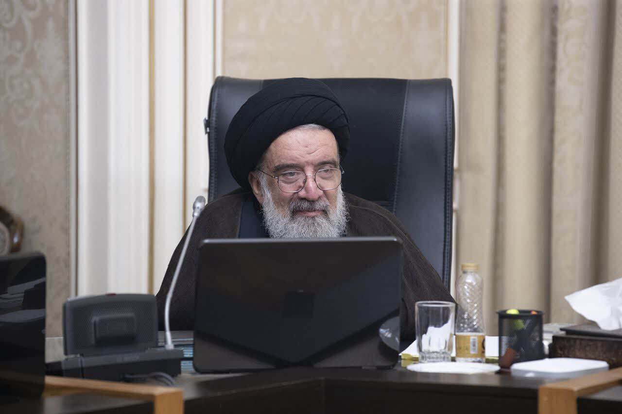 ابقای آیت الله جنتی ۹۹ ساله در سمت دبیر شورای نگهبان + تصاویر