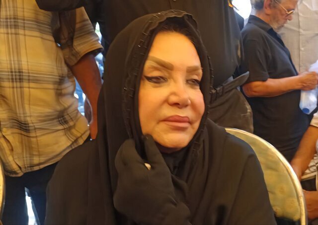به خاک سپردن «همایون» کنار فردین، ناصر ملک‌مطیعی و آتیلا پسیانی + تصاویر