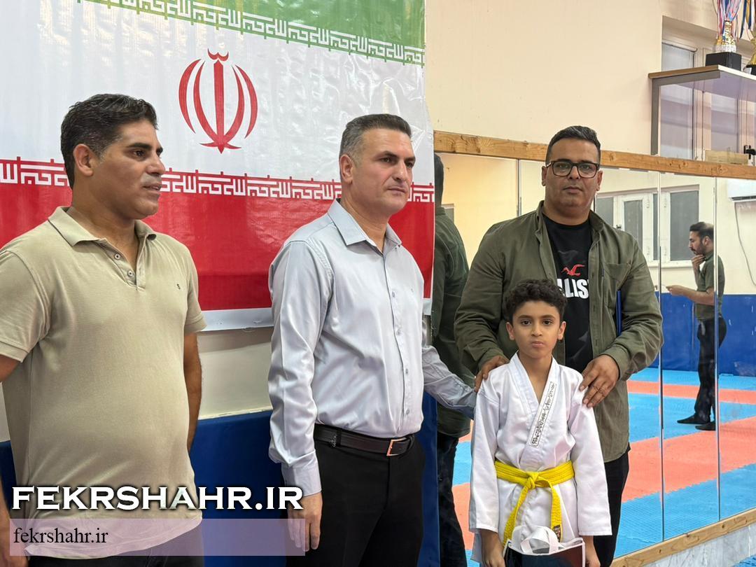 کاراته؛ نماد افتخار و انضباط در خارگ