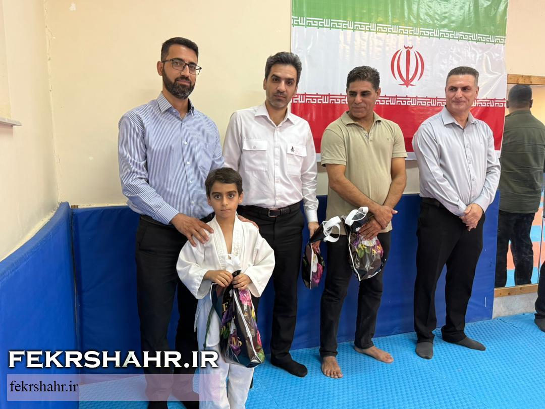 کاراته؛ نماد افتخار و انضباط در خارگ