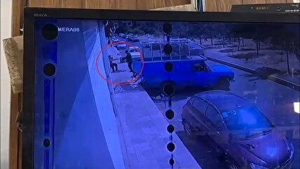 ببینید / تصاویری رعب‌آور از خفت گیری از جوان تهرانی در محله باغ فیض!