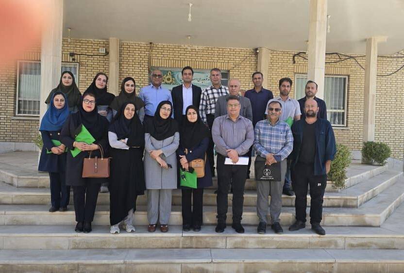 نشستی برای مدیران تشکل‌های محیط زیستی دشتستان + عکس