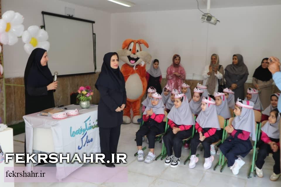 جشن شکوفه‌ها در جزیره خارگ برگزار شد + تصاویر