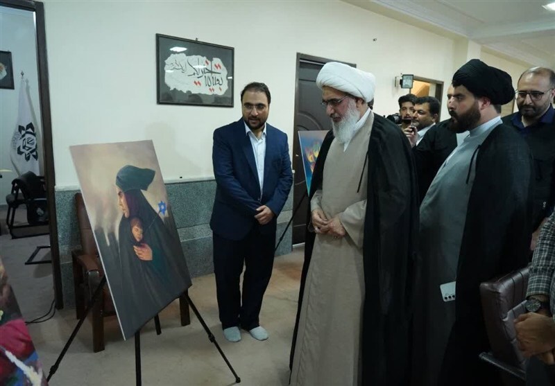 تأکید امام جمعه بوشهر بر نقش هنرمندان در تاریخ‌سازی + تصاویر