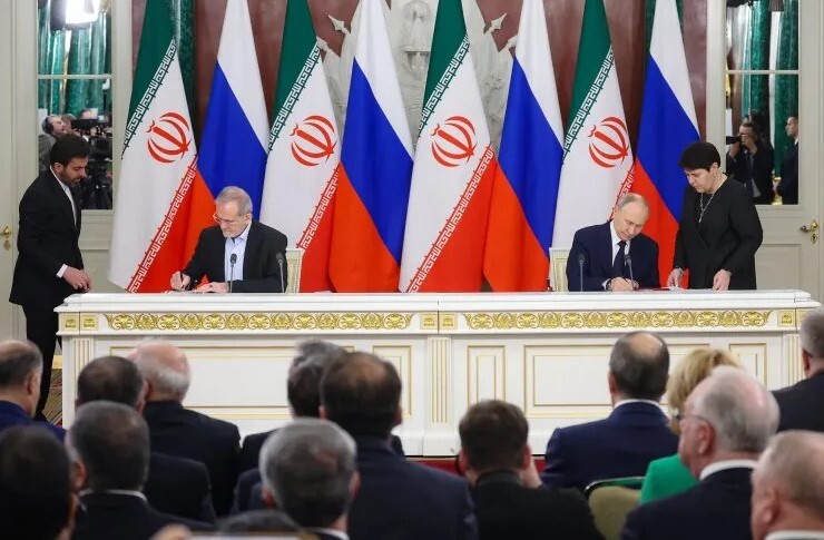 توافق راهبردی روسیه و ایران رسماً اجرایی شد: اگر یک طرف در معرض تجاوز قرار گیرد، طرف دیگر نباید به متجاوز کمک کند