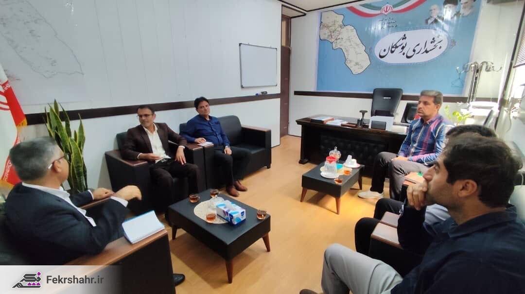 بازدید میدانی و یک نشست ورزشی در بوشکان/ بخشدار: حوزه ورزش در بخش بوشکان سال‌ها مغفول مانده + تصاویر