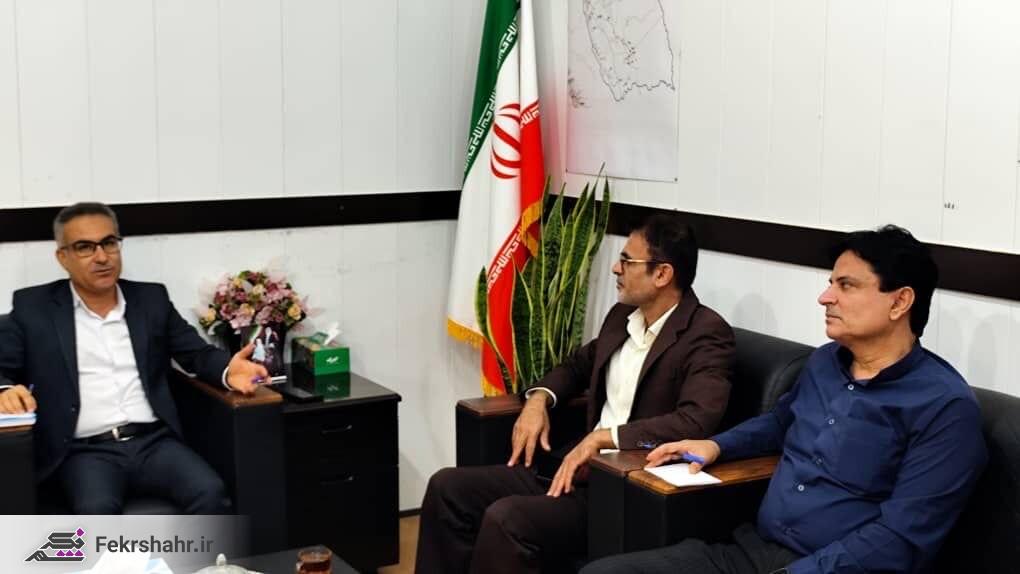 بازدید میدانی و یک نشست ورزشی در بوشکان/ بخشدار: حوزه ورزش در بخش بوشکان سال‌ها مغفول مانده + تصاویر