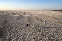 یک گزارش تلخ و تکان‌دهنده: ۴۰ میلیارد مترمکعب آب دریاچه ارومیه چه شد؟