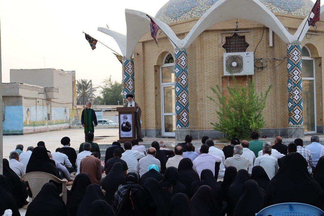 اقامه نماز باران در بندر دیّر + تصاویر اقامه نماز باران در بندر دیّر + تصاویر