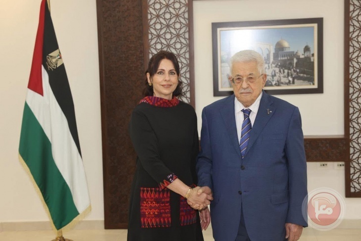 یک زن، سفیر فلسطین در امارات شد + تصاویر یک زن، سفیر فلسطین در امارات شد + تصاویر