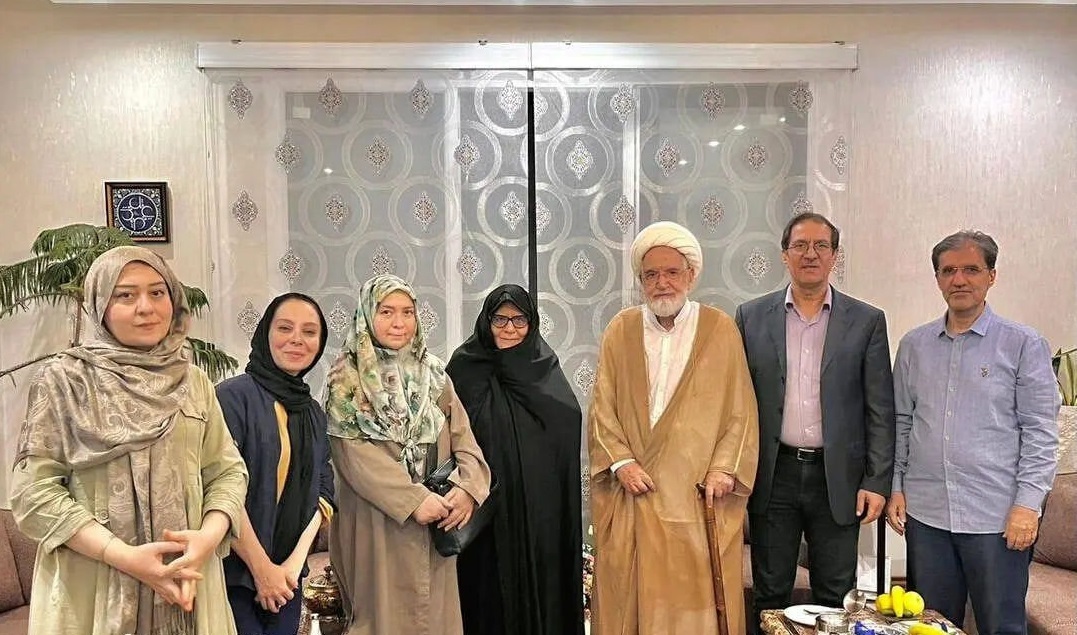 دیدار کروبی با فرزندان میرحسین موسوی + عکس دیدار کروبی با فرزندان میرحسین موسوی + عکس