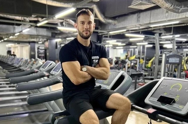 اینفلوئنسر ۳۰ ساله روس با چالش «پرخوری» خودش را به کشتن داد + تصاویر