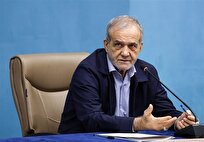 نامه ۱۸۰ اقتصاددان و فعال اجتماعی به پزشکیان: فشار اصلاحات قیمتی بر گروه‌های کم‌درآمد به حداقل ممکن برسد / بودجه‌های پرهزینه، کم‌اثر و فاقد بازده اجتماعی را کاهش یا حذف کنید